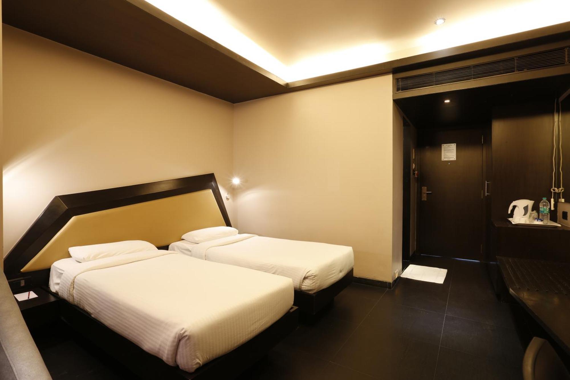 Dragonfly Hotel - The Art Hotel Mumbai Dış mekan fotoğraf