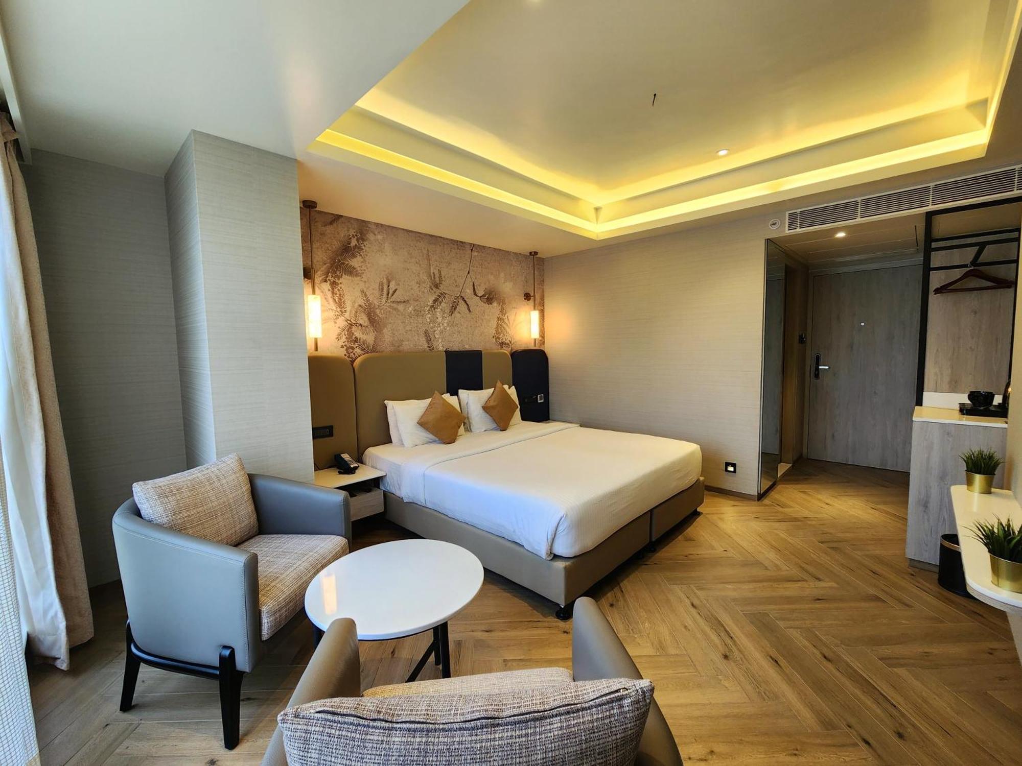 Dragonfly Hotel - The Art Hotel Mumbai Dış mekan fotoğraf
