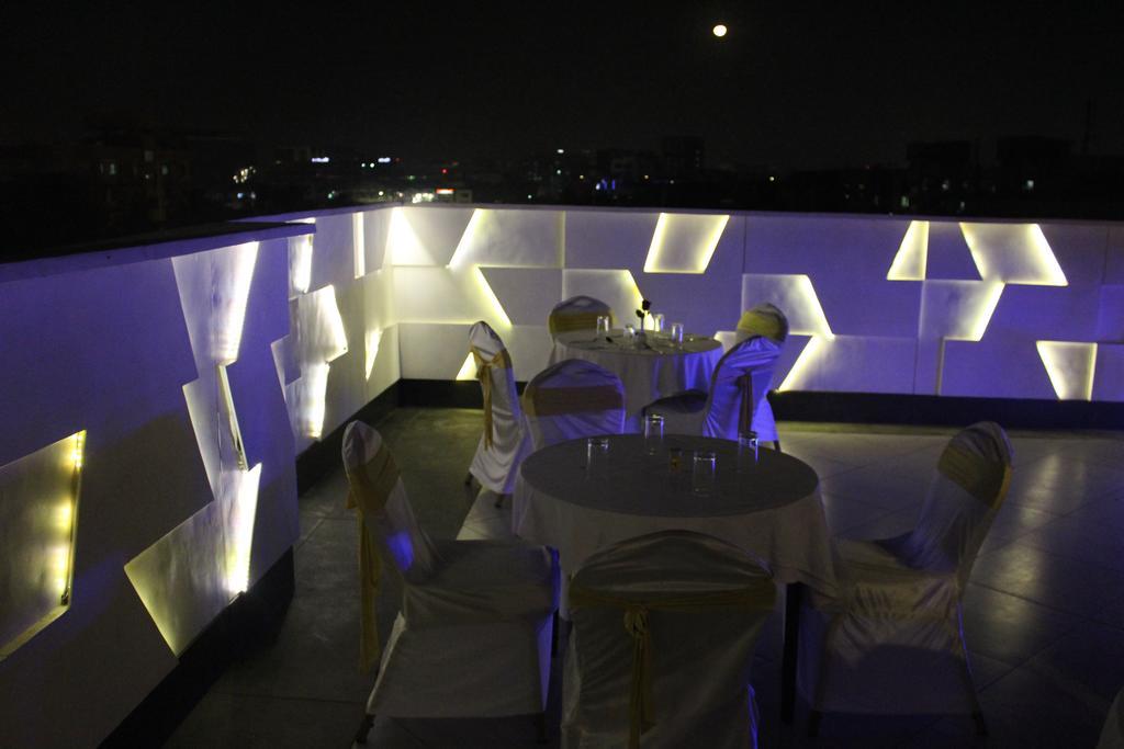 Dragonfly Hotel - The Art Hotel Mumbai Dış mekan fotoğraf