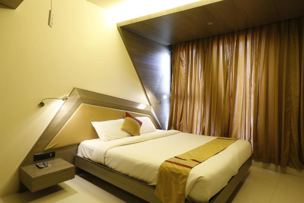 Dragonfly Hotel - The Art Hotel Mumbai Dış mekan fotoğraf